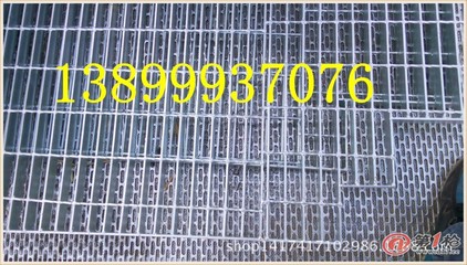 新疆庫爾勒鍍鋅鋼格板價格貴嗎?拜城工廠熱鍍鋅鋼格柵板_供應產品-新疆鑫鑫金屬篩網