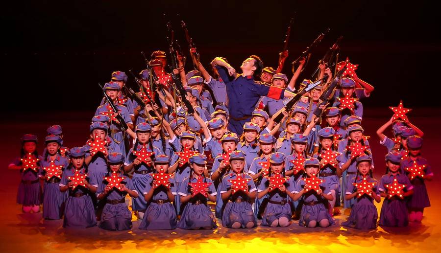 為人民抒懷，為時代放歌——新時代文藝創作的光榮使命